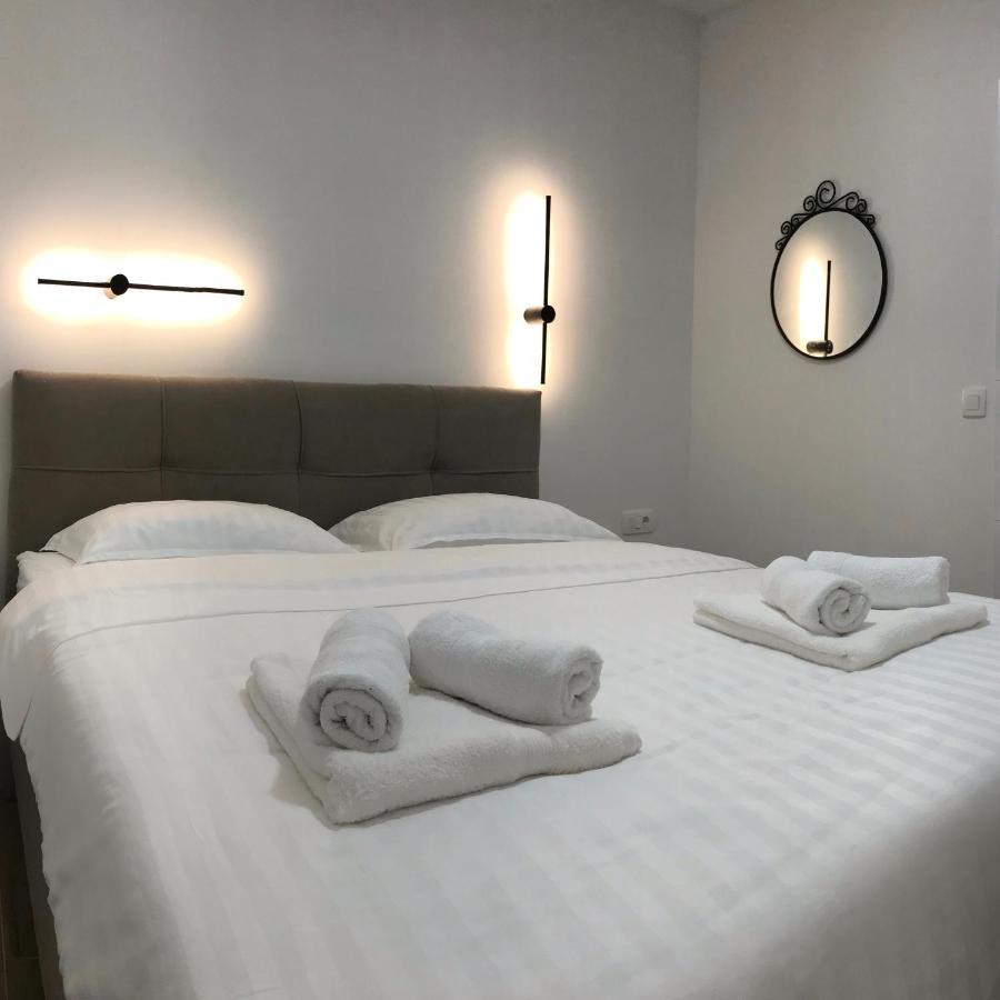 Villa Apartment 24 C Trogir Bagian luar foto